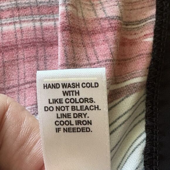 Cato Blouse Womens 26/28W Red Geometric Asymmetrical-Hem Tunic Stretch Knit - Picture 5 of 7